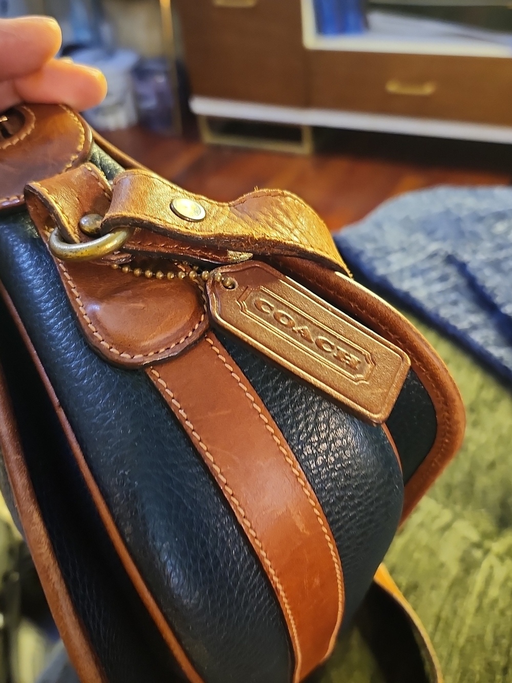 Coach Richmond Bag Vintage Pebbled Leather Crossbody Bag Black/Brown 1992 Italy! - Picture 7 of 16
